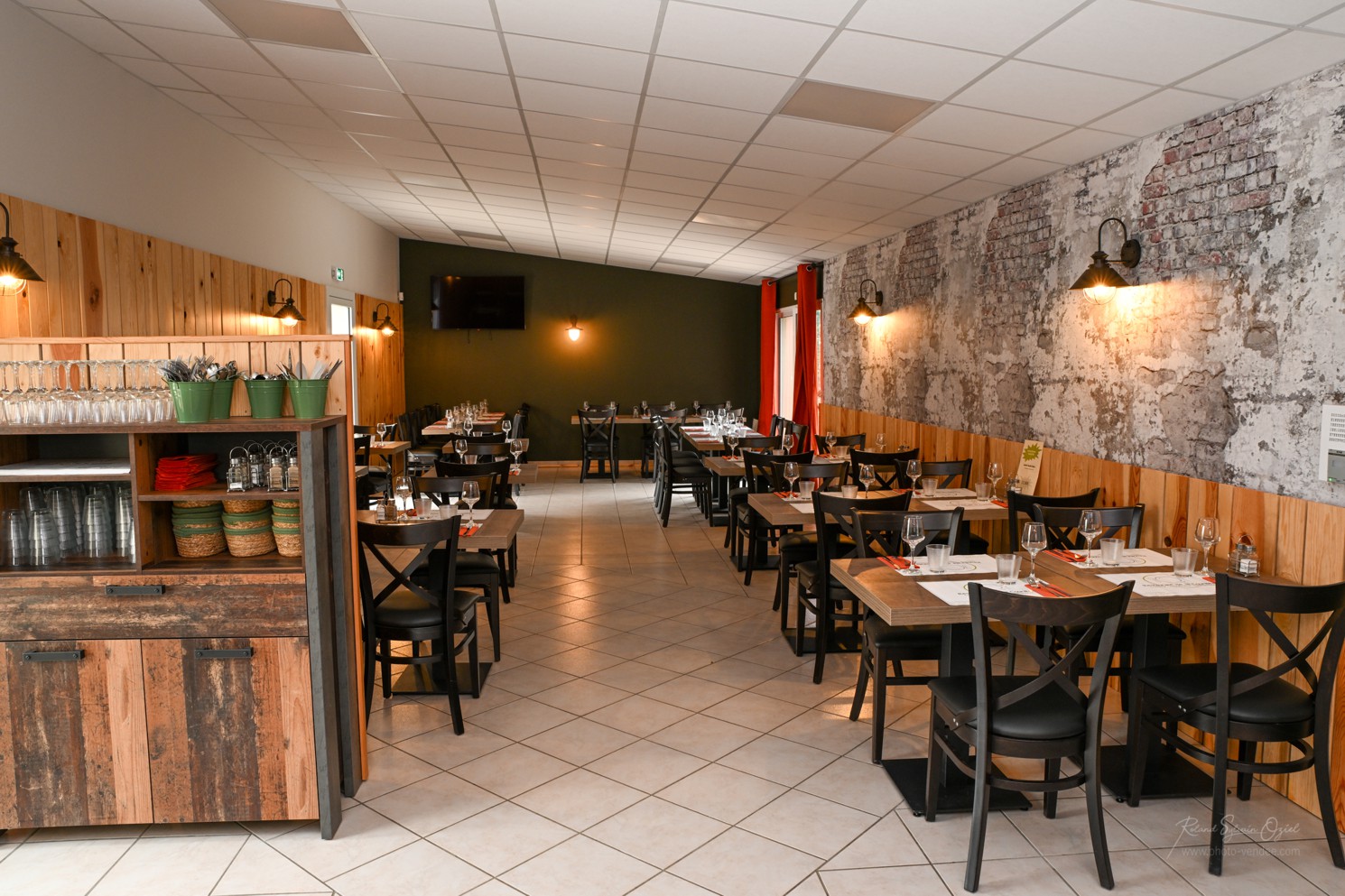 Salle du Restaurant de la Courillère